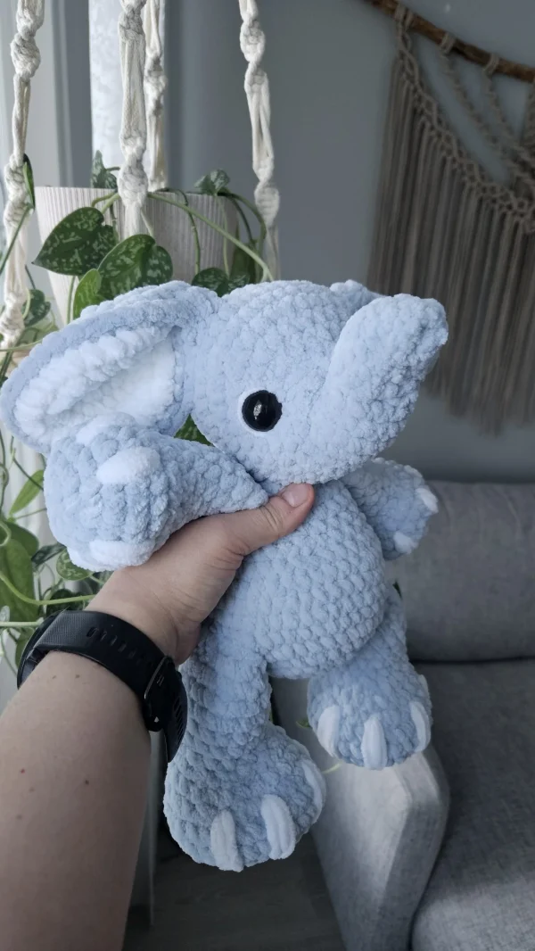 Virkattu elefantti