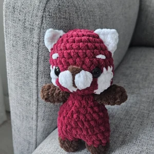 Virkattu Red Panda