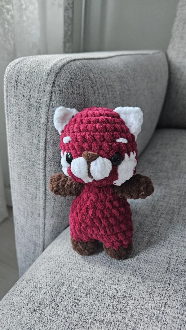 Virkattu Red Panda