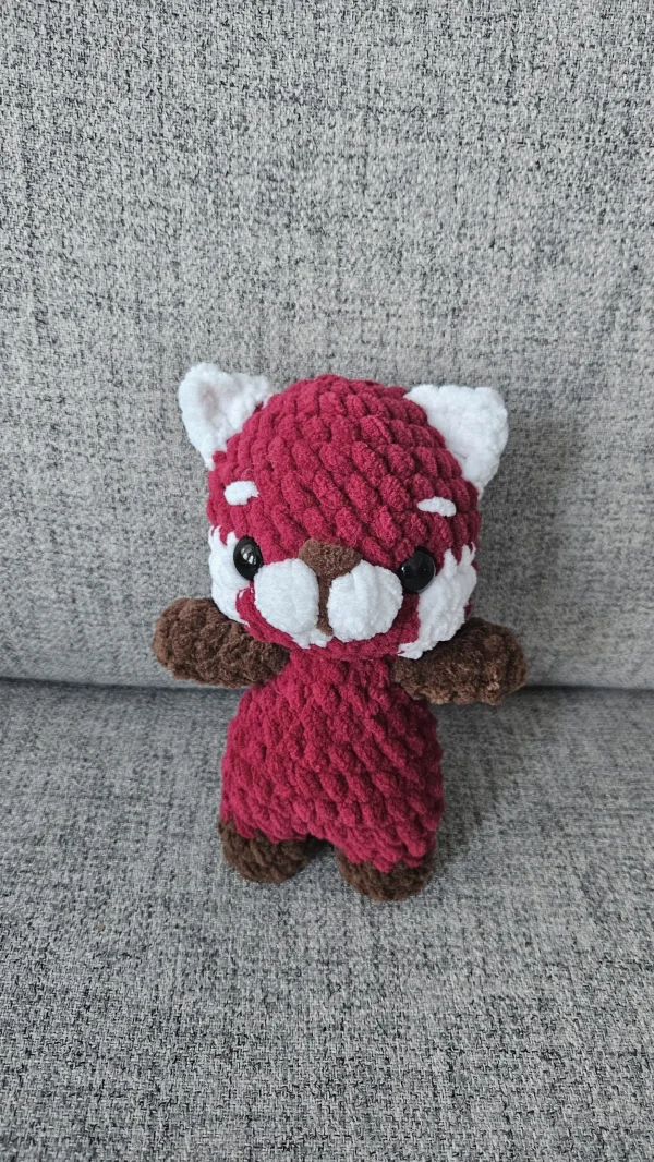 Virkattu Red Panda