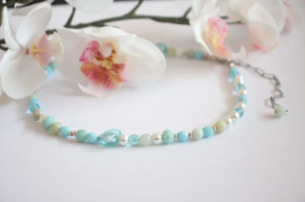 Amatsoniitti choker-kaulakoru