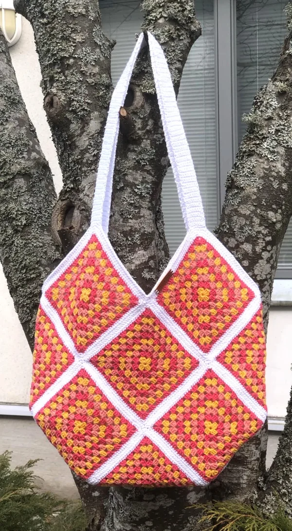 Tutti Frutti kassi, keltainen keskiosa