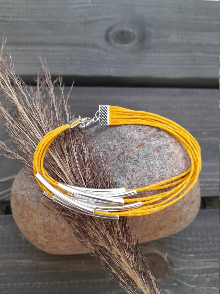 Golden Yellow – Auringon lämpöä ranteellesi