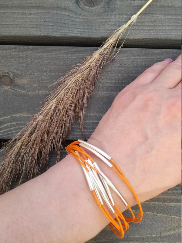 Whimsical Orange – Iloista energiaa ranteellesi