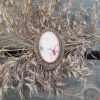 Vaaleanpunainen perhosrintakoru – Vintage Style Brooch – Romanttinen luontokoru