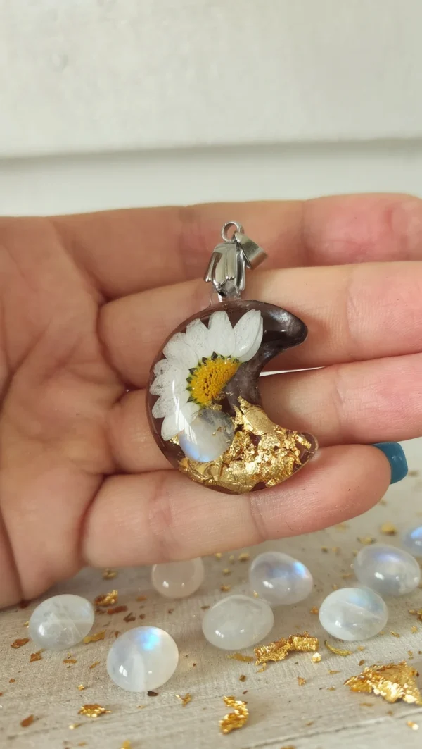 Kuun muotoinen kukkariipus – Päivänkakkara & kuunkivi 🌼🌙