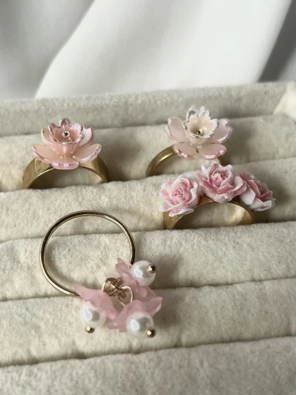 Sormus Flower Gold